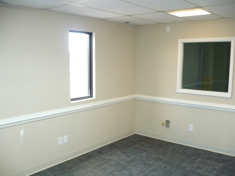 More Photos Of 2249 Goodyear Blvd, Danville Truck Terminal For Lease