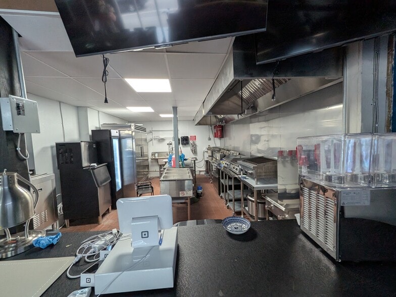 More Photos Of 99202 Overseas Hwy, Key Largo Hotel For Sale