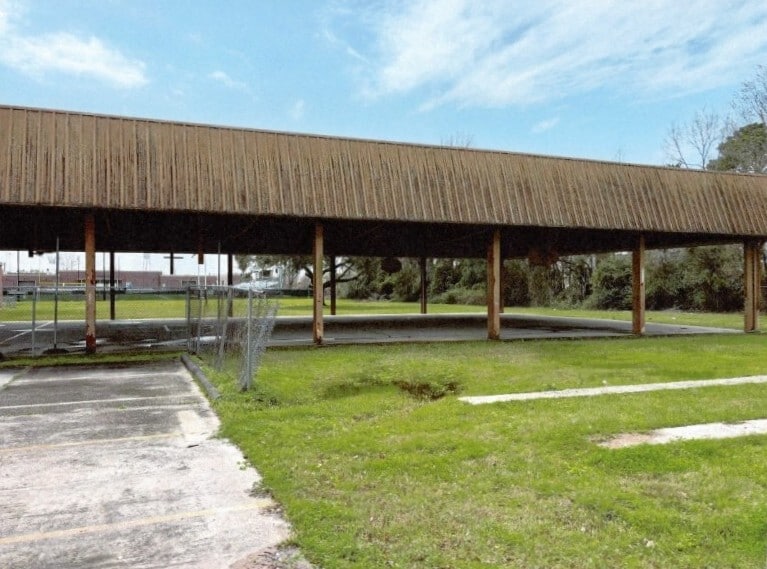 More Photos Of 600 Charles St, Humble Religious Facility For Sale