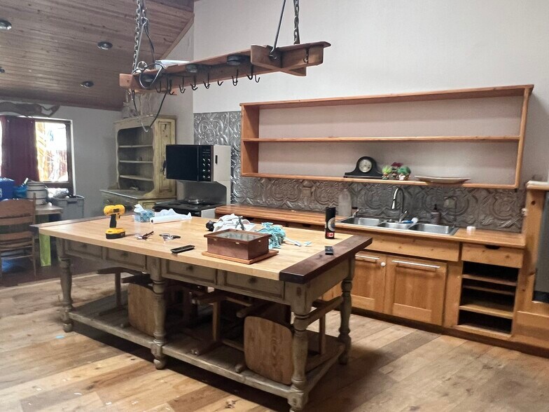 More Photos Of 9737 4th St NW, Albuquerque Schools For Sale