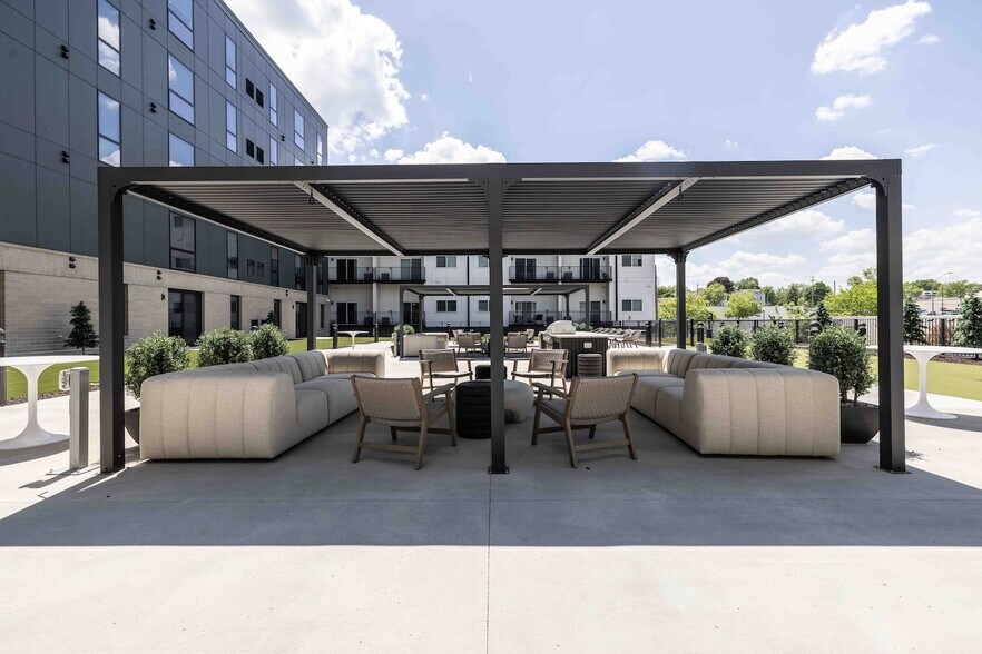 More Photos Of 205 E 12th St, Sioux Falls Apartments For Lease