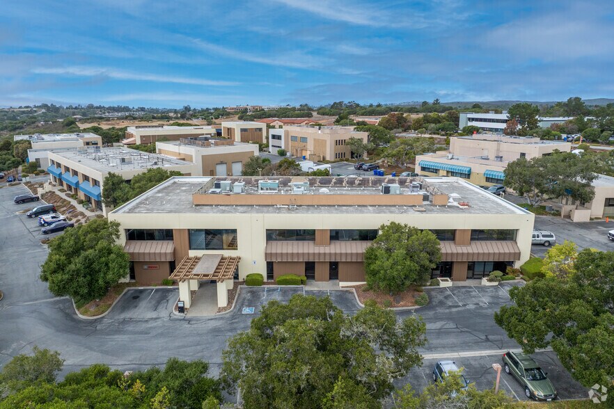 More Photos Of 5 Harris Ct, Monterey Unknown For Lease
