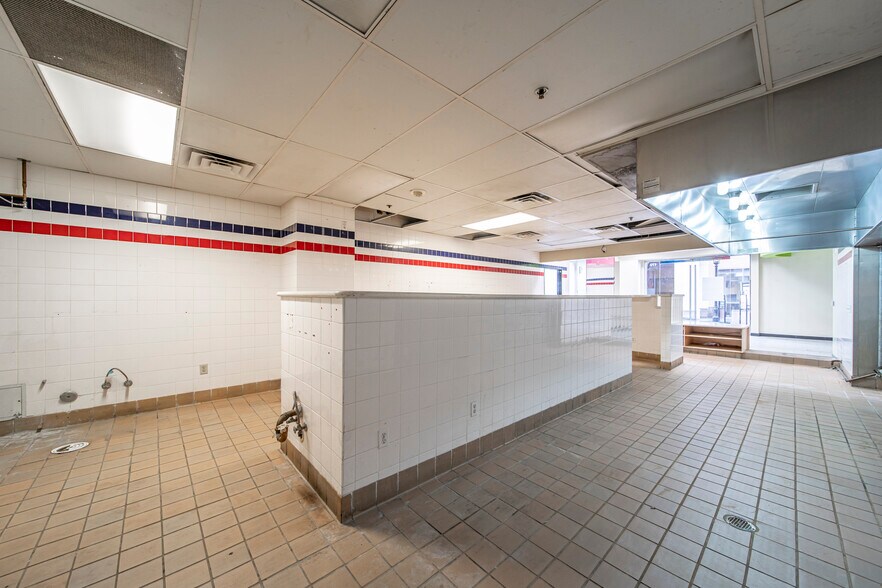 More Photos Of 580 N Atlantic Blvd, Monterey Park Apartments For Lease