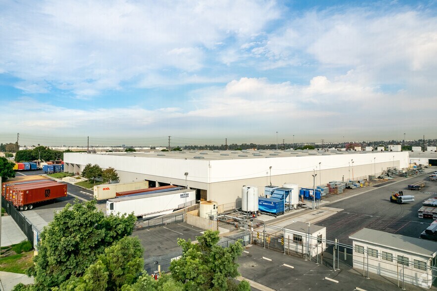 More Photos Of 1925 E Dominguez St, Carson Warehouse For Sale