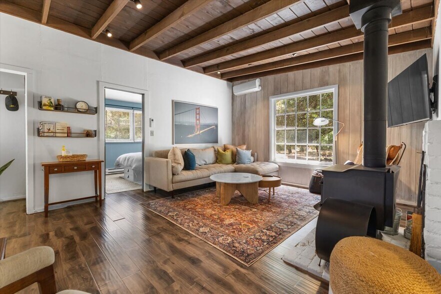 More Photos Of 5647 Highway 128, Geyserville Multifamily For Sale