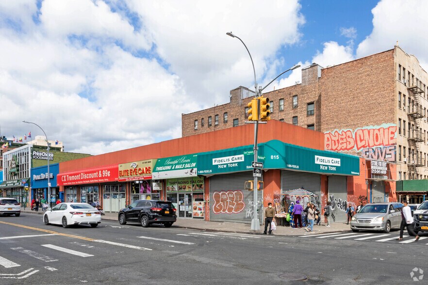 More Photos Of 815-837 E Tremont Ave, Bronx Storefront For Lease