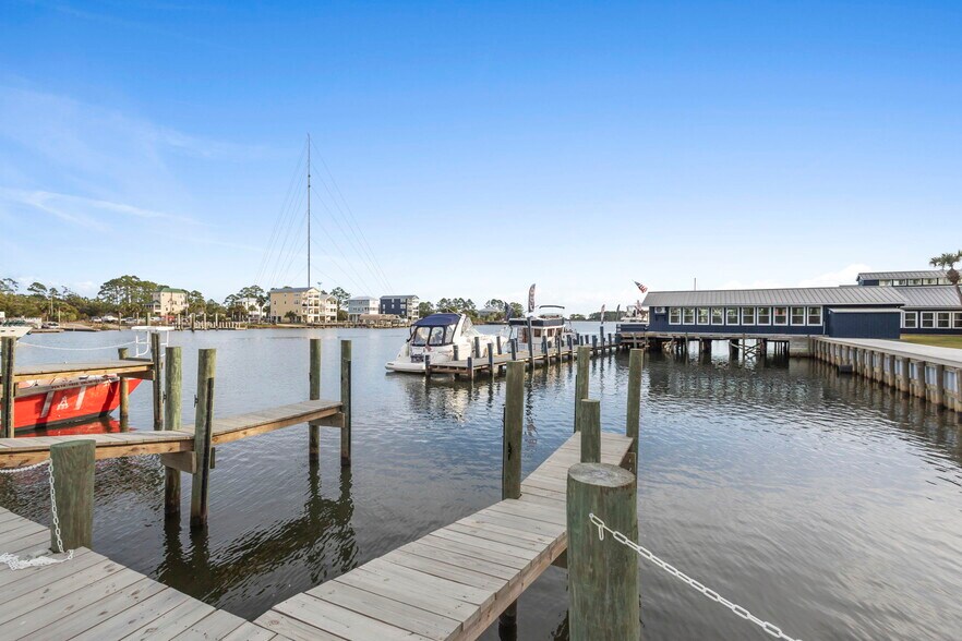 More Photos Of 275 Timber Island Rd, Carrabelle Restaurant For Sale