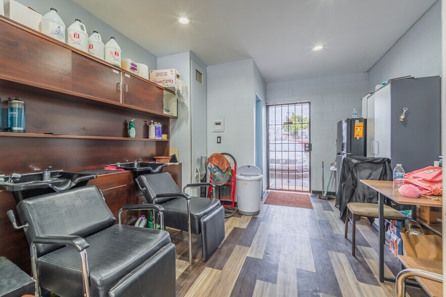 More Photos Of 11640 Atlantic Ave, Lynwood Storefront Retail Office For Sale