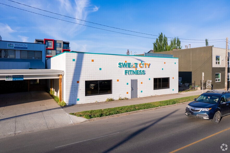 Primary Photo Of 1733 10th Ave SW, Calgary Storefront For Lease