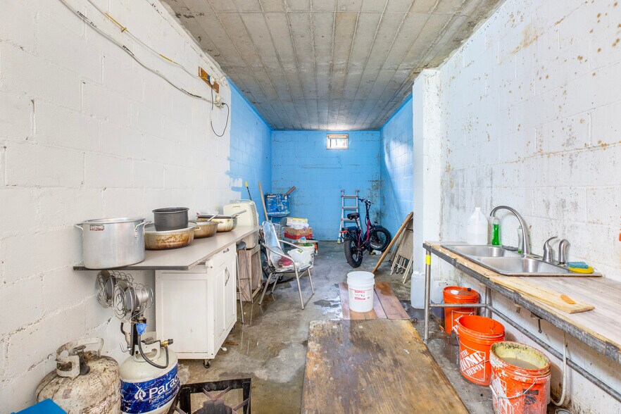 More Photos Of 15 N White St, Poughkeepsie Warehouse For Sale