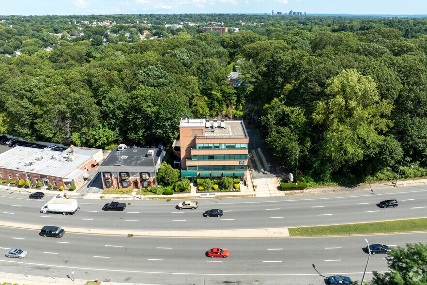 More Photos Of 1234 Central Park Ave, Yonkers Medical For Lease