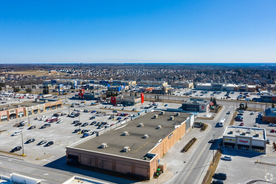 More Photos Of 991 Taunton Rd E, Oshawa General Retail For Lease