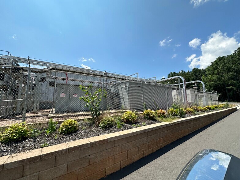 More Photos Of 119 Metrolina Dr, Shelby Manufacturing For Sale