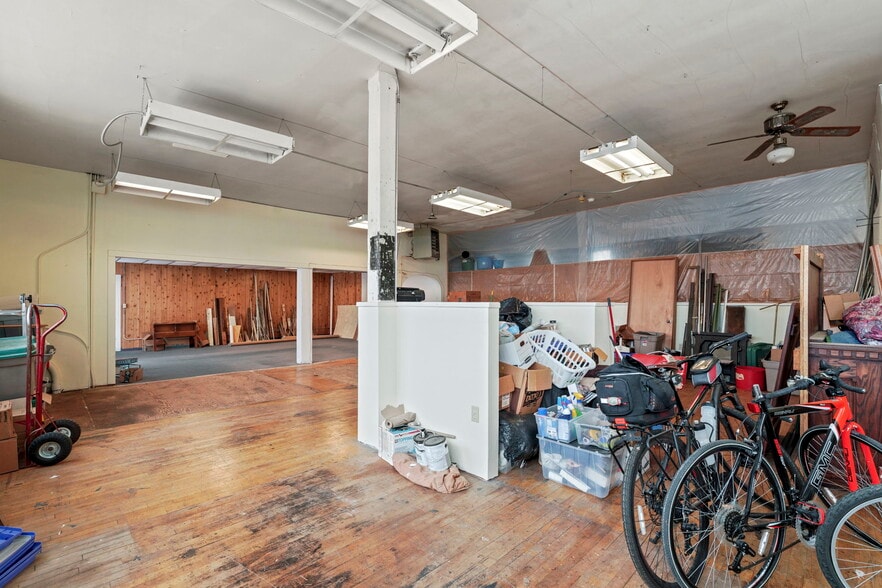 More Photos Of , Spokane General Retail For Sale