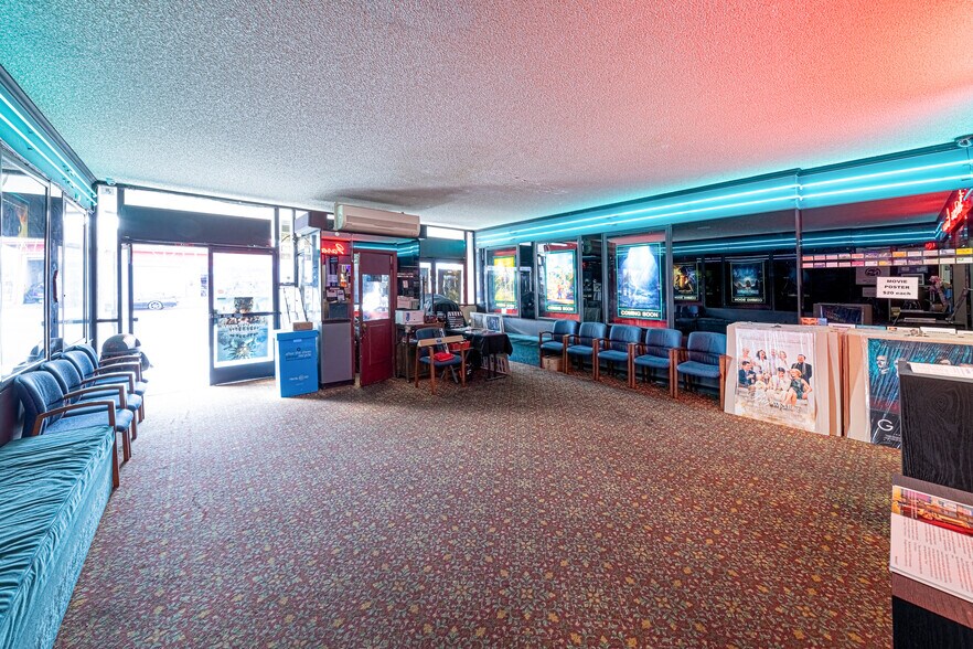 More Photos Of 14948 Crenshaw Blvd, Gardena Movie Theatre For Sale