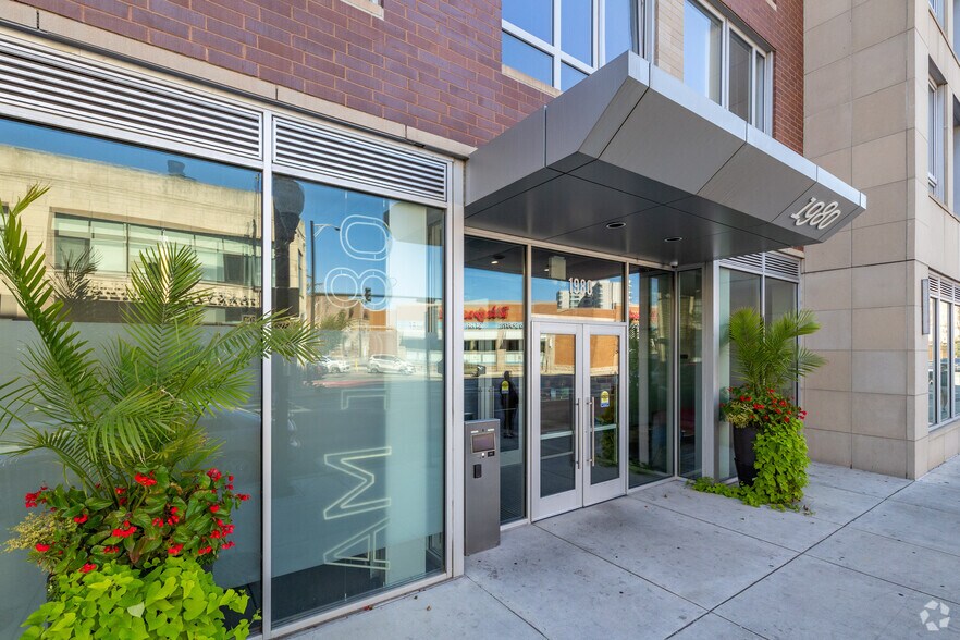 More Photos Of 1980 N Milwaukee Ave, Chicago Apartments For Lease