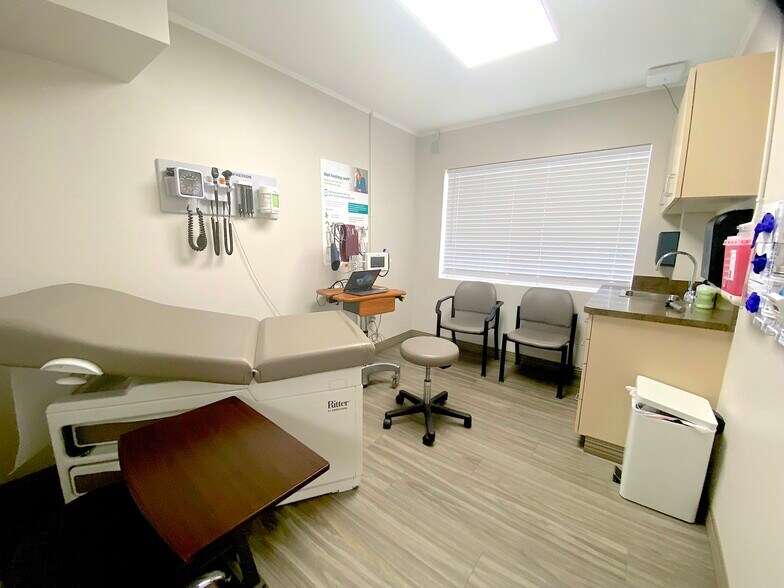 More Photos Of 125 S Park Ave, Apopka Medical For Lease