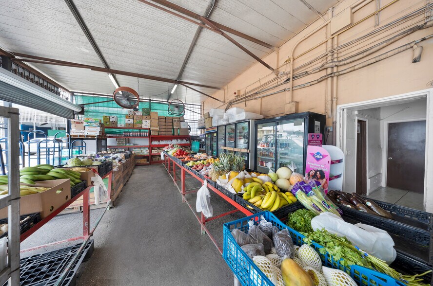 More Photos Of 1305 NW 22nd St, Miami Refrigeration Cold Storage For Sale
