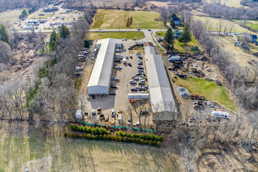 More Photos Of 841 Route 32, North Franklin Light Distribution For Lease