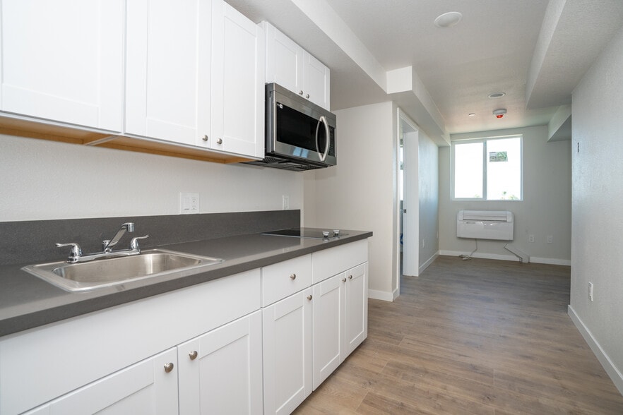 More Photos Of 4186 S Western Ave, Los Angeles Apartments For Sale