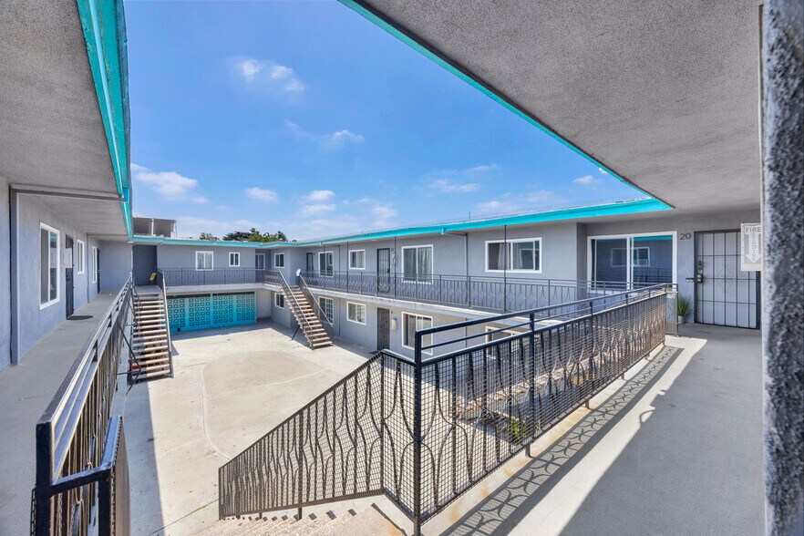 More Photos Of 1212 W 107th St, Los Angeles Apartments For Sale