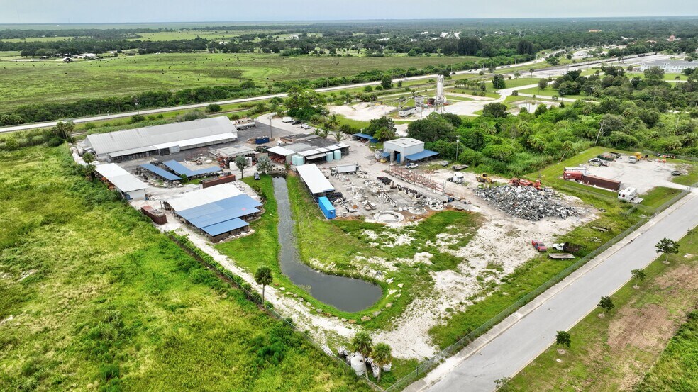 More Photos Of 17250 SW Railroad Ave, Indiantown Manufacturing For Sale