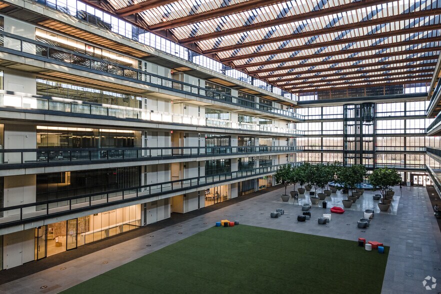 More Photos Of 101 Crawfords Corner Rd, Holmdel Office For Lease