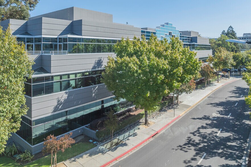 More Photos Of 3100 Oak Rd, Walnut Creek Office For Lease