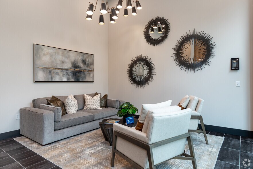 More Photos Of 352 S Walker St, Cary Apartments For Lease