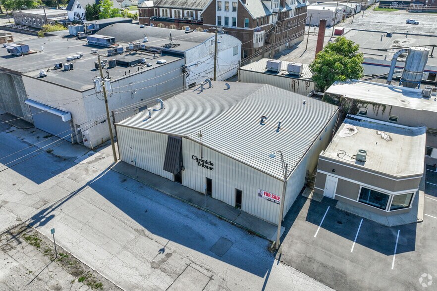 More Photos Of 610 S Adams St, Marion Industrial For Sale