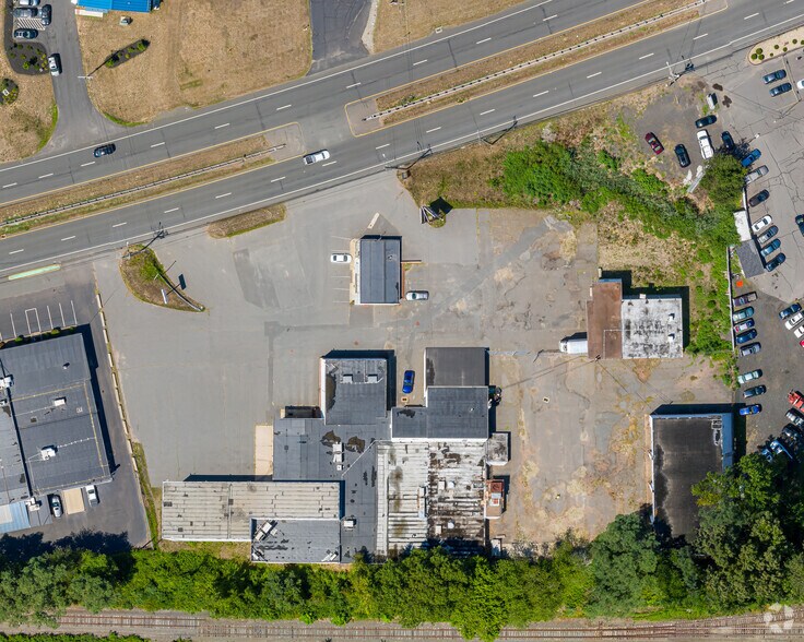More Photos Of 1510 John Fitch Blvd, South Windsor Refrigeration Cold Storage For Lease