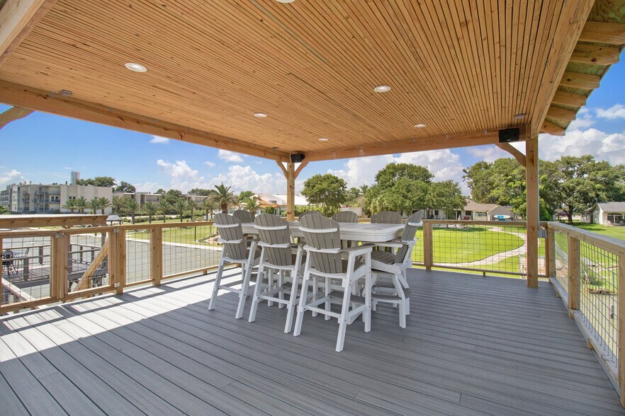 More Photos Of 3821 Nasa Pky, El Lago Lodge Meeting Hall For Sale