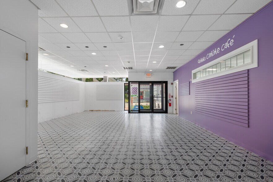 More Photos Of 12 School St, Merrimac Bank For Lease
