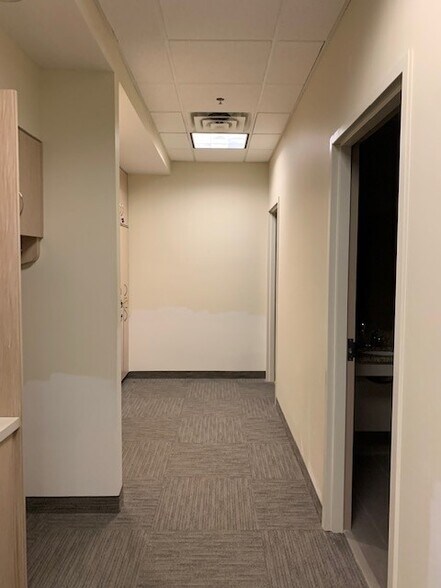 More Photos Of 3800 W Old Shakopee Rd, Bloomington Unknown For Lease