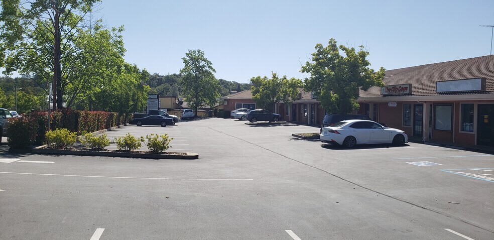 More Photos Of 11940-11958 Masters Ct, Auburn Office For Lease