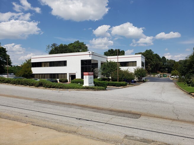 More Photos Of 495 Circle 85, College Park Office For Lease