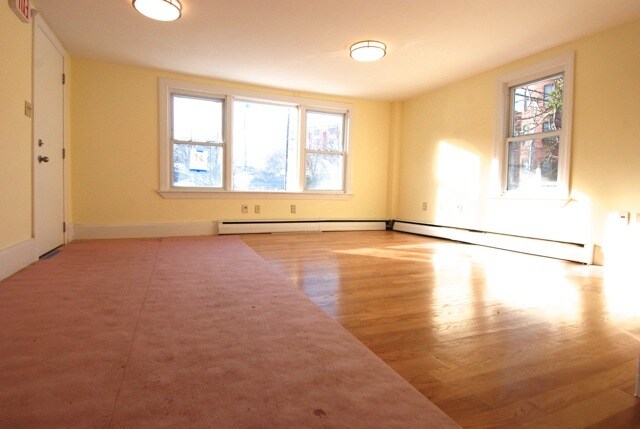 Primary Photo Of 1197 Adams St, Dorchester Medical For Lease