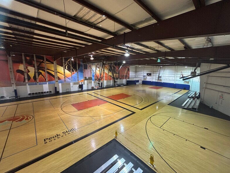 More Photos Of 1039 Industrial Dr, West Berlin Health Club For Sale