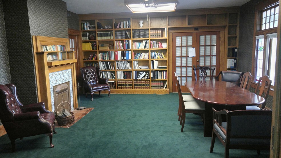More Photos Of 233 3rd St N, Saint Petersburg Office For Lease