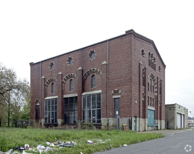 More Photos Of 3174 Ludden St, Detroit Lodge Meeting Hall For Sale