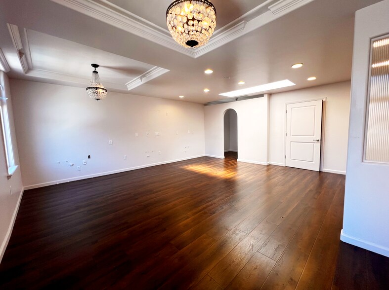 More Photos Of 2396-2398 Lombard St, San Francisco Storefront Retail Office For Sale