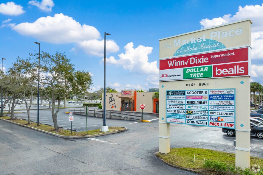 More Photos Of 8767-8961 SE Bridge Rd, Hobe Sound Unknown For Lease