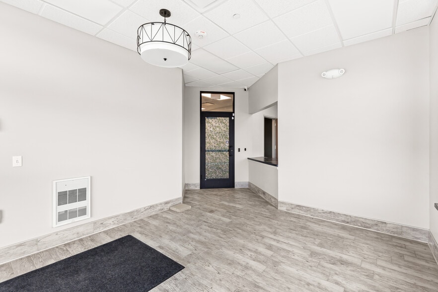 More Photos Of 801 NE Venture Dr, Waukee Daycare Center For Lease