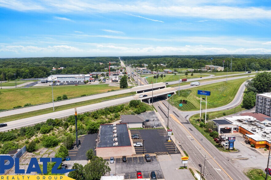More Photos Of 4024-4040 Belmont Ave, Youngstown Freestanding For Lease