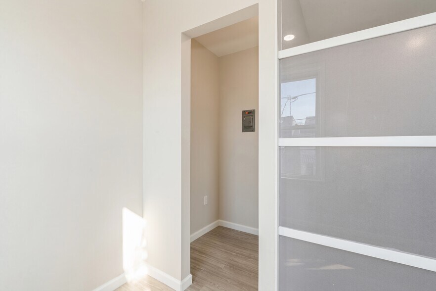 More Photos Of 40 Beacon Ave, Jersey City Apartments For Sale