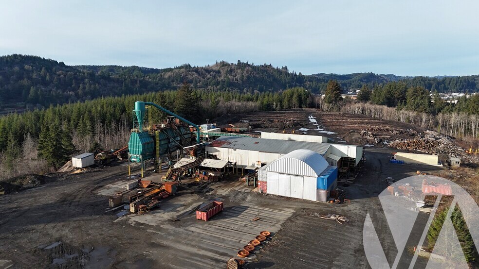 More Photos Of 330 S Bay Rd, Toledo Land For Sale