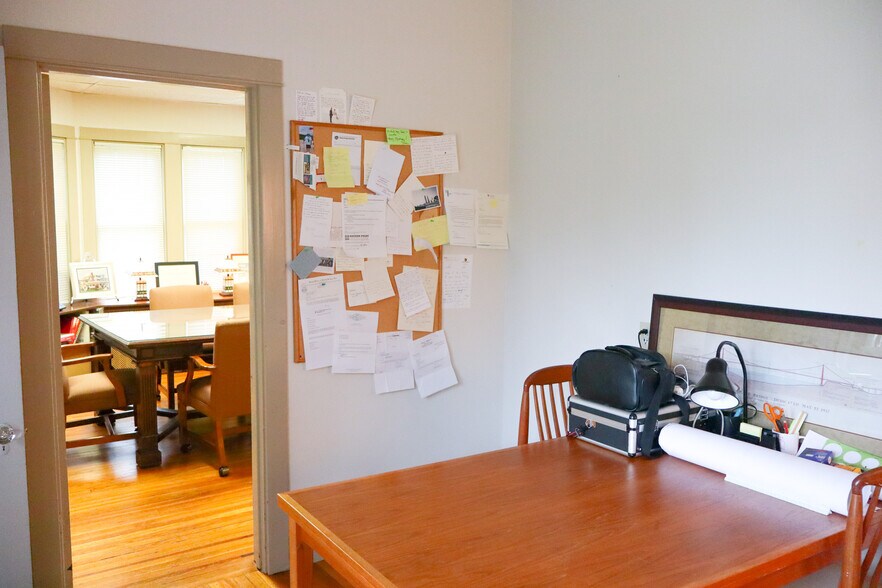 More Photos Of 523 S White Horse Pike, Audubon Office For Sale