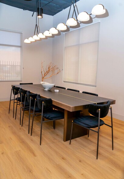 More Photos Of 2252 Pama Ln, Las Vegas Loft Creative Space For Lease