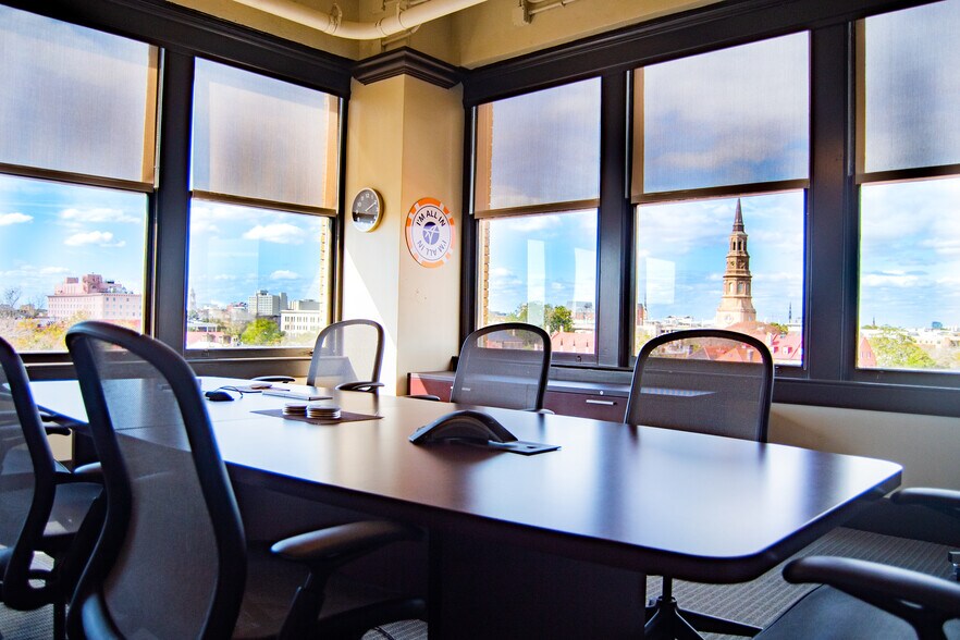 More Photos Of 18 Broad St, Charleston Office Residential For Lease