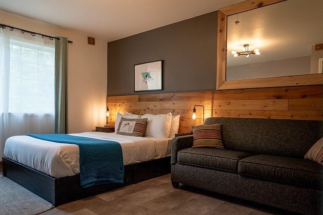 More Photos Of 1612 S Mount Shasta Blvd, Mount Shasta Hotel For Sale